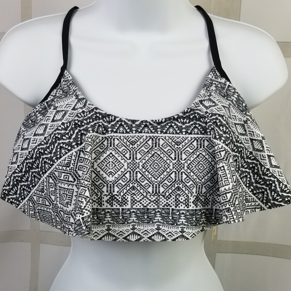 3 / $15 NWT Arizona Swim Top